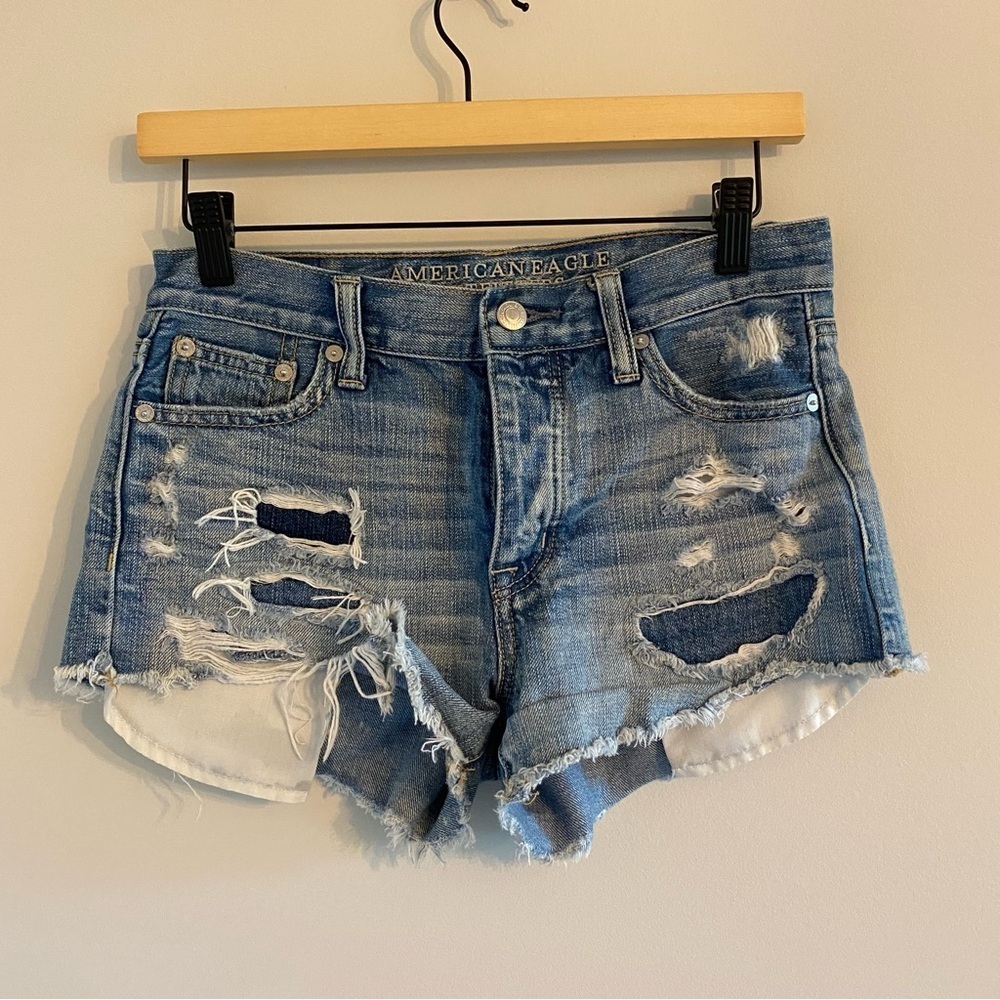 American Eagle Vintage Hi-Rise Festival Distressed Ripped Denim Jean Shorts 0